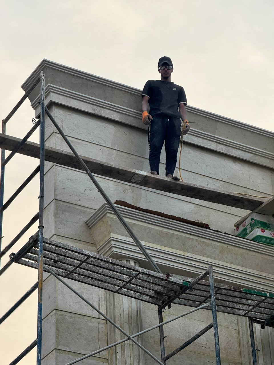 � تغليف واجهات بالمرمر الطبيعي والصناعي
🔹 تنفيذ  مودرن وكلاسك وملكي حسب الطلب
🔹 ضمان جودة بالتنفيذ
🔹 التزام كامل بالوقت والأسعار

🏗️ تنفيذ بيوت، عمارات، محلات، شركات
📍 نشتغل بجميع المحافظات

📞 للحجز والاستفسار: ***********
