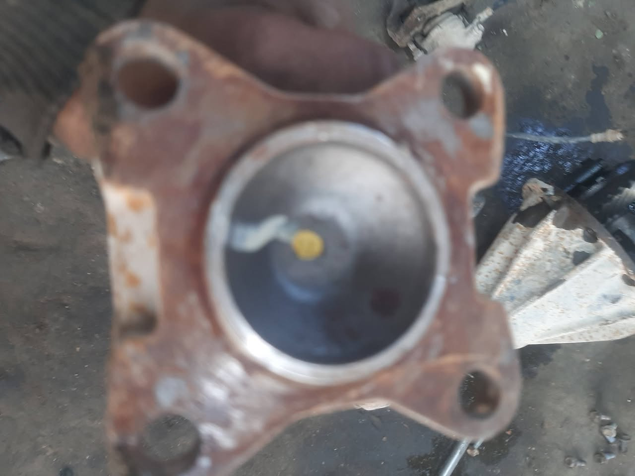 للبيع حجم الكسل ٤٣  رقم ***********
