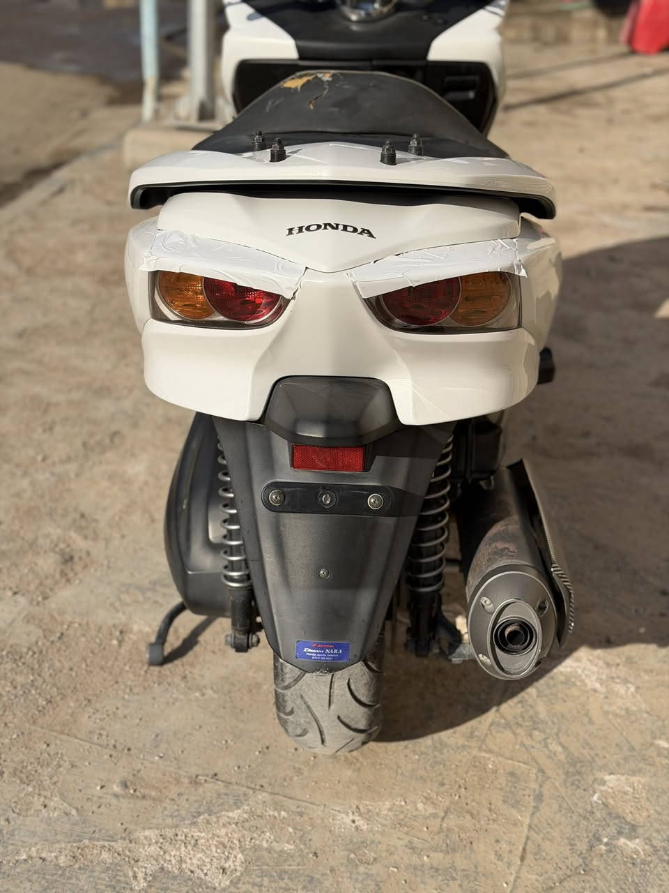 السلام عليكم للبيع فورزه 010  s7كفاله عامه ماشيه 20الف المكان ميسان العماره 
لدراجه طالعه من الوكيل تقريبا قبل 8 اشهر هيج  ولدراجه على وضع اليابان ماملعوب بيها وجديده ونضيفه كلش مال جناي معدل وشلعه تخبل قايش وكلجات يابان تدفئه يدات ستان حساس  كهربائيات كلها شغاله كير 7 نمر اربع تحويلات مكينه بيضه لدراجه مداريها دهن امزوئيل وبانزين محسن ومابيها اي نقص تجي وتاخذها وين مايعجبك تفحصها هـ/***********
