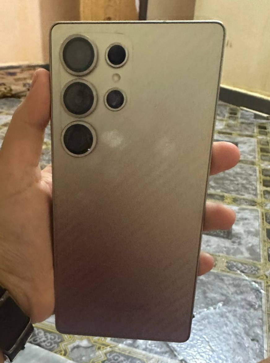 s٢٥ جديد مال جميعه للبيع كامل ملحقات ذاكره ٢٥٦ سعر خاص هاذ الرقم ***********
