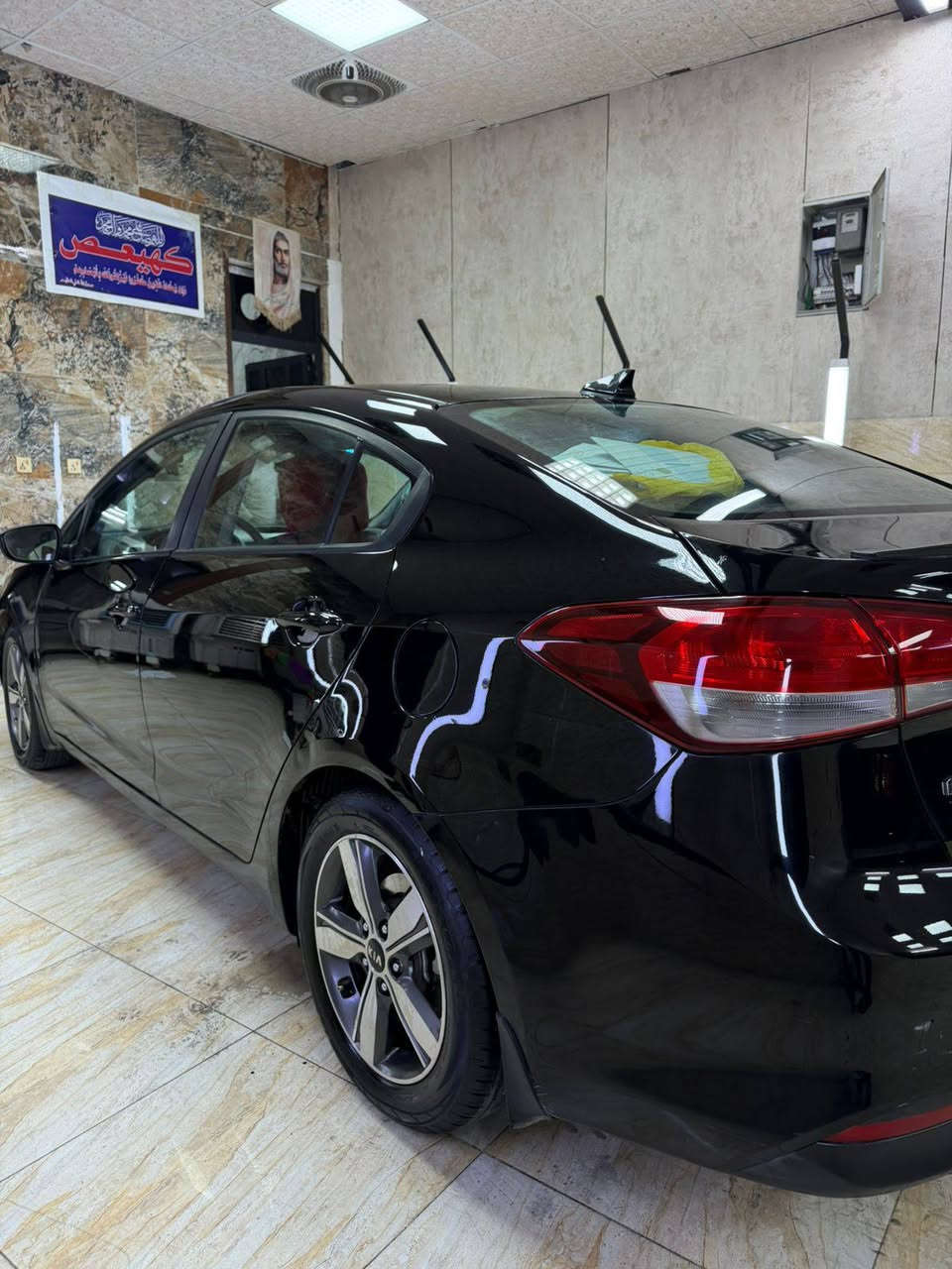 مكلف بالنشر /فورتي 18 وارد امريكي
كير مكينه مكفول سونار موجود گشر كدامك  
مستعجل على البيع.  
سعر مناسب جداً 
تحويل ثاني يوم  مكان بغداد سياره جاهزه مال بيت  

  متواجد واتساب أو اتصال /***********
@إشارة
