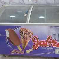 مجمدات للبيع (UGER) تركي نضيفات كلش وتبريدهن يخبل شرط الفحص سعرهن ٨٠٠ ...