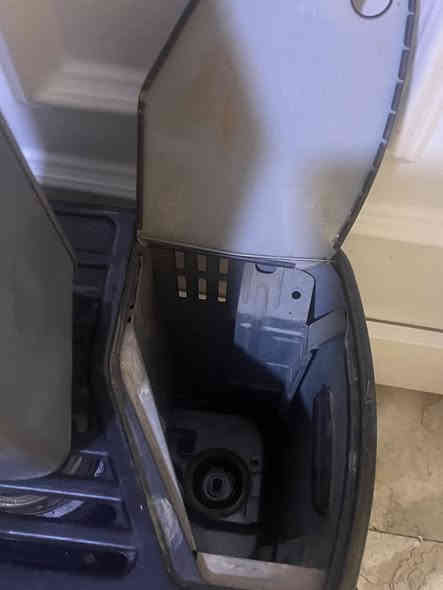 السلام عليكم 
صوبة نفطية جديدة 
بسعر ٤٥ الف 
المكان قرب جامع النداء
***********
