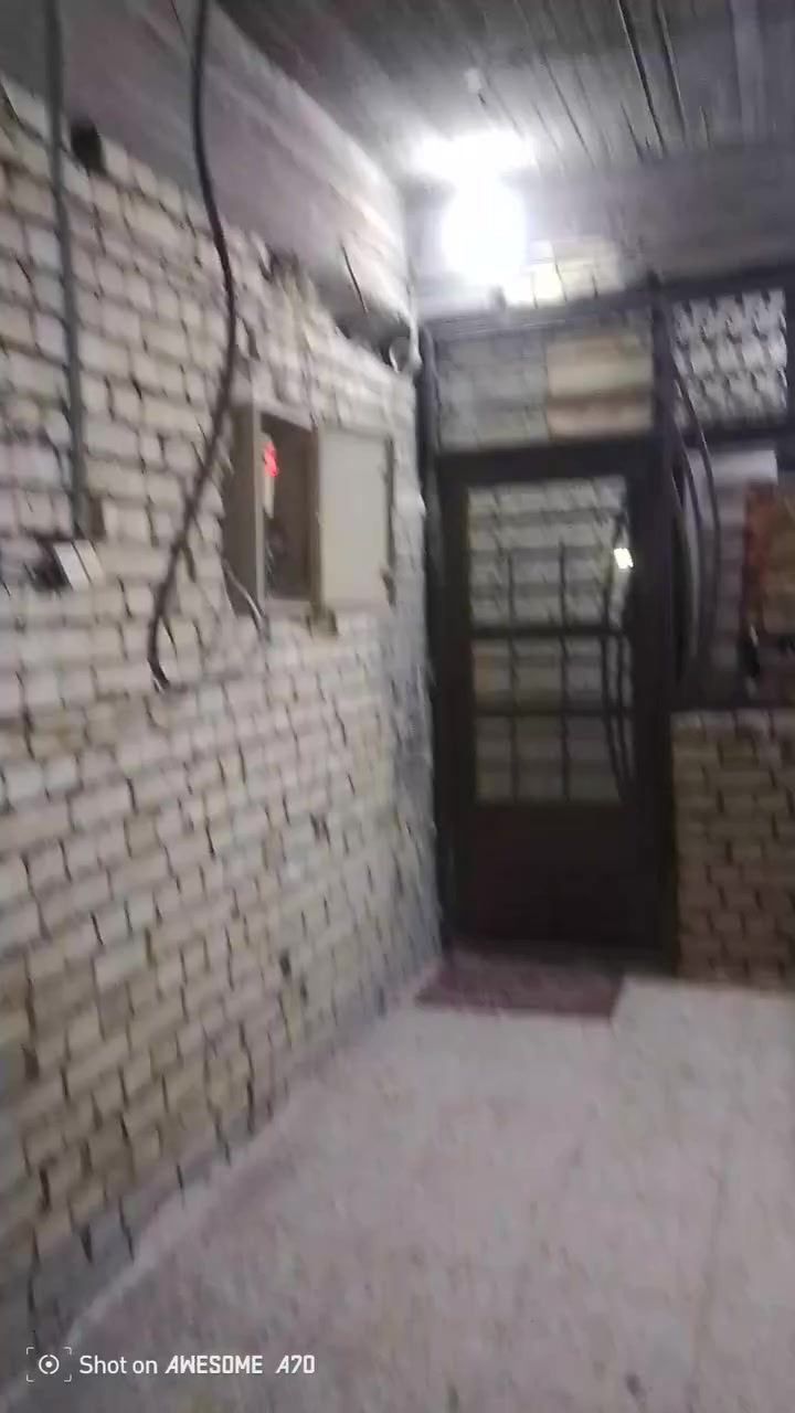 بيت بيع مساحته 170واتساب***********
