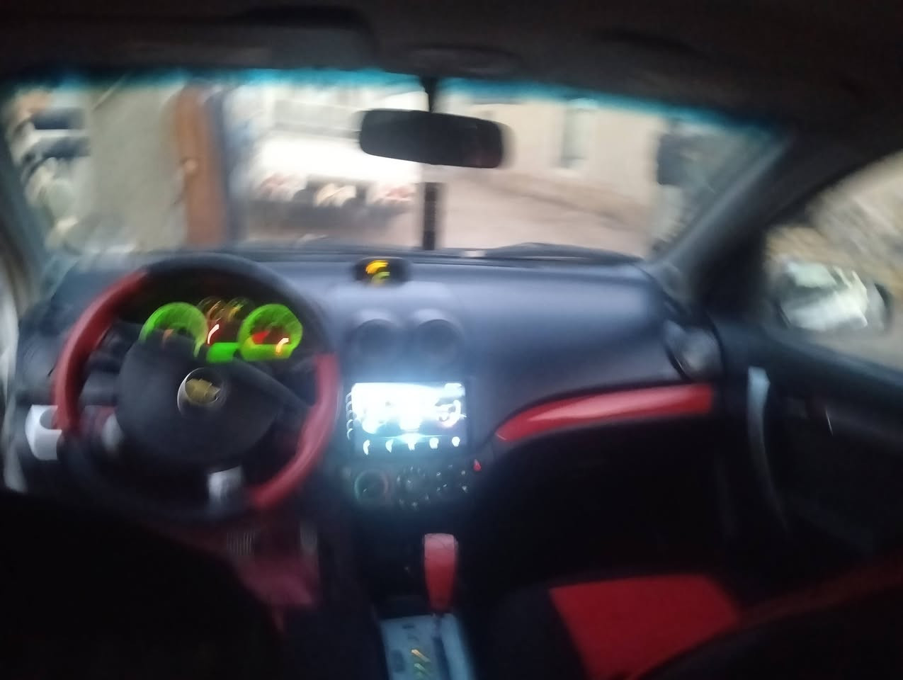 سياره افيو موديل 2011 خصوصي
محرك 1600مسكر الكير اوتماتيك
الحداديه 80/%
السياره مكفوله من الضربة والحادث عده البارد
بيها صبغ بلعتب واالباب السايق 
السياره حلوه خير من الله 
سعرها 63وبيها مجال لطيبين
مكاني النجف الاشرف قرب شارع المدينه 
وهذا رقمي غير متواجد ع الفيس
***********
ملاحضه السياره نمرتها ديالئ مشروع وطني
