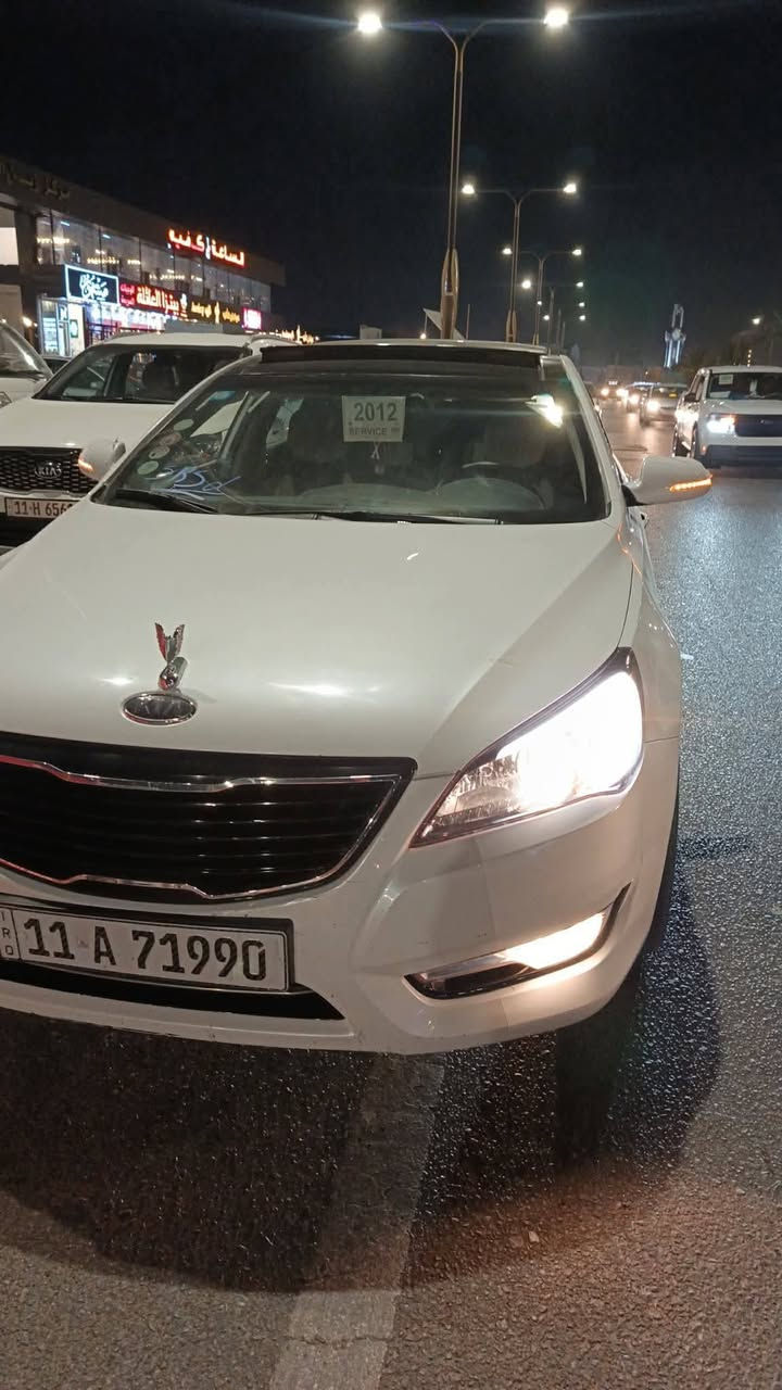 فول مواصفات
بنراما 
مرايات شفط 
محرك 6 بلادي
سياره بيها 3 بدون دواخل 
تخم تاير + صدر جديد 
سياره حيل حلوه وكاعده 
ماناقصها اي شي 
بااسمي تحويل ثاني يوم 
سعرها 105 وبيها مجال 
المكان الانبار الفلوجه 
***********
***********
