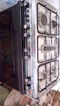 طباخ • نضيف • قابل تفاوض