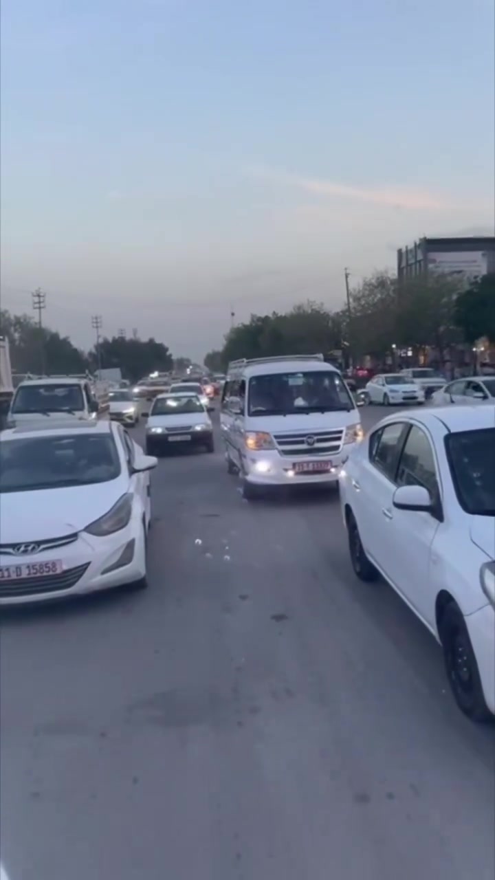 السلام عليكم للبيع هورنات بوش جنح شرط برغي ما مبدل بيهن بعدهن جدد هورنات اصايل للإستفسار الاتصال على الرقم ***********
