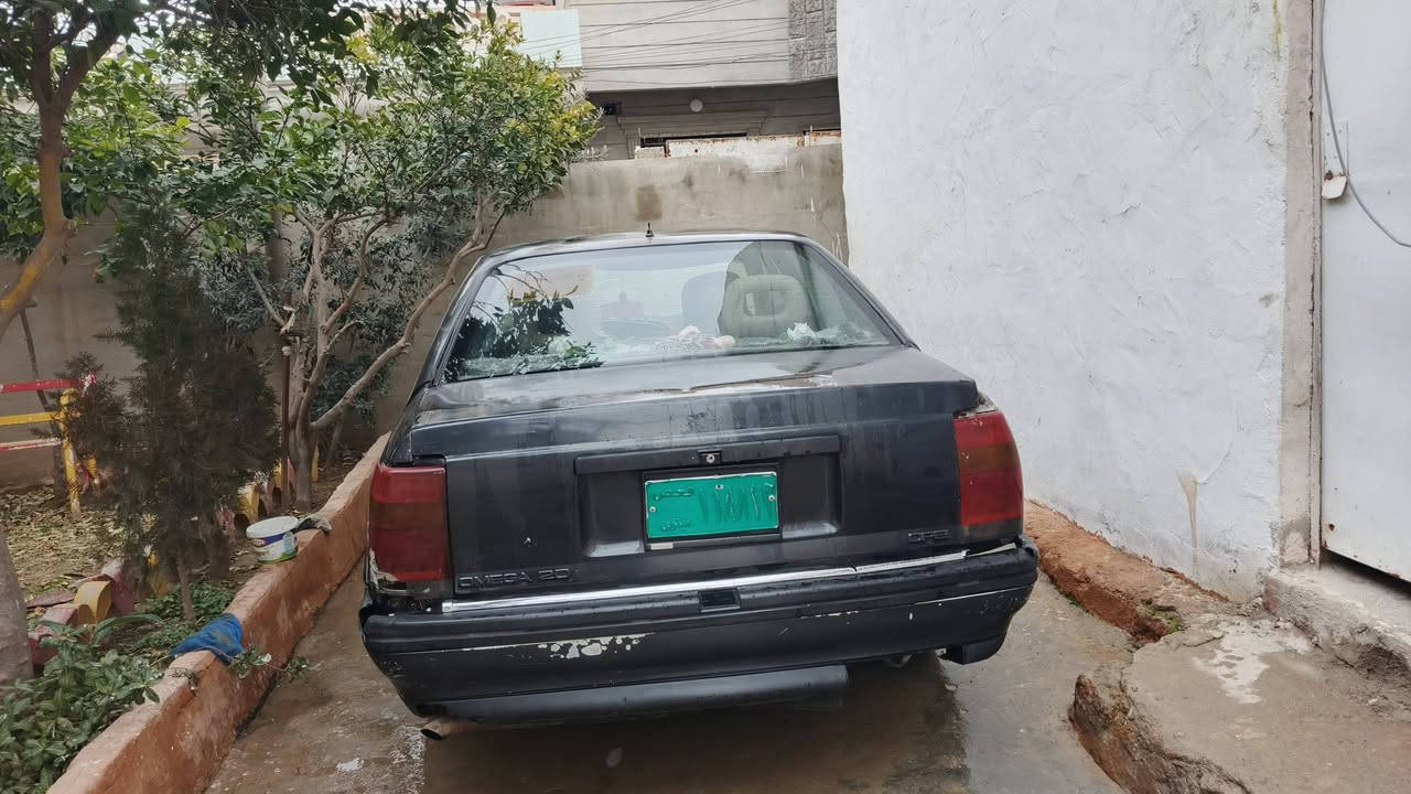 هذا السياره للبيع يا اللي يريد مراوسه يعاد يصير يدخله على الخاص***********
