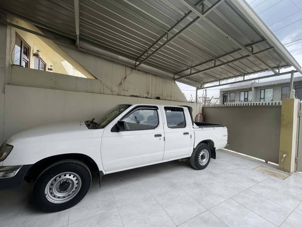 سەرەتا بەناوی خوا
نیسان پیکاب 2003 Z
ئاڕمی پلاستیکی سلێمانی 
سەیارەکە زۆر پاک و جوان ماوەتەوە ماڵی دۆستە مەسروفی نیە و کامل جایزە بۆیاخی نیە تەنها سەقفەکەی یەک بست بۆیاخی هەیە ئەکسل و هەموو شتێکی بە شەرت 
شوێن:هەڵەبجەی تازە
ژ.م‏‪0750 118 4980‬‏
90 وەرەقە و معاملە
