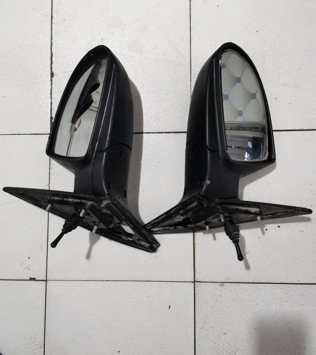 للبيع مرايات النترا مقدس ام الكير زوج اصلي كلة شغال 
يوجد توصيل


**إذا كنت صاحب هذا الإعلان وتريد حذفه لأي سبب، رجاءا أرسل رسالة إلى الدعم الفني**