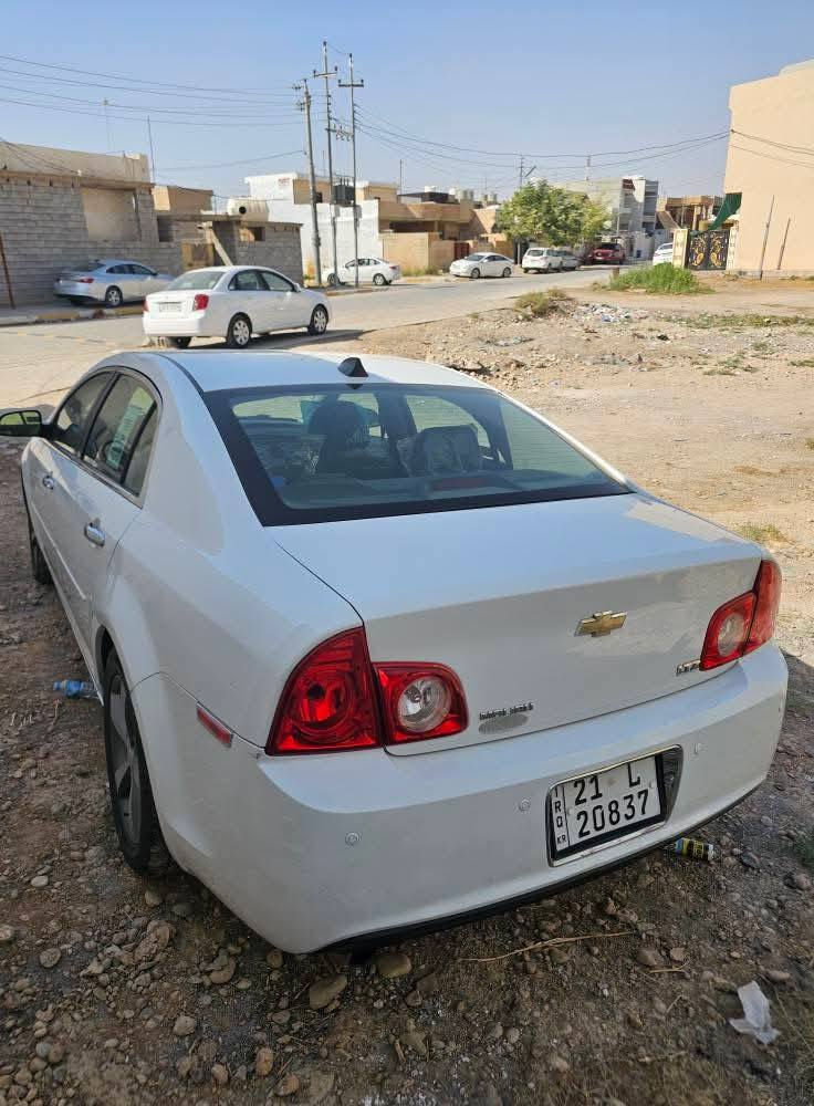 السَلٱمٌ عـَلـْيگمّ  

ماليبو موديل 2012 ‏LTZ فول مواصفات. الامريكي الفول مواصفات 

سياره على وضع شركه شخطه مابيها ✅

مواصفات 
محرك 4 سلندر  
حجم محرك 2400
داخل اسود 
 سونار مرفقه
كشنات كهرباء
كشنات جلد
كشنات تدفئة 
 تحكم استيرن 
ثبيت سرعه 
مانع انزلاق 
 تبريد ثلج 🥶
تدفئة شغال
كير محرك كلش جديد بشرط
تخم تايرات جديد
صدر امامي خلفي جديد  

سيارة ماشية 94 الف يعني ما متعوبة 

بسمي سنوية جديدة لل 2031 قبل شهر جددته 

كهربائيات كله شغال ما ملعوب بي كوله بلادي
سياره مابي برغي نقص بدون مصرف جاهزه 
رقم سليمانية رقم جديد شرط تحويل ثاني يوم 
السعر ( 92) وبيها مجال 💸
مكان = خانقين
رقم.  ***********
