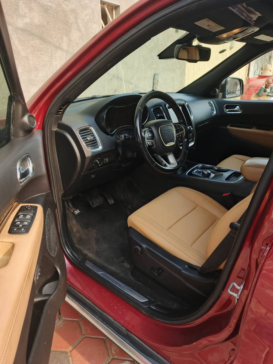 السلام عليكم دورنكو للبيع موديل 2015 اصل كتاب ظباط
السياره فول مواصفات السعر خاص العنوان ذي قار 
***********
