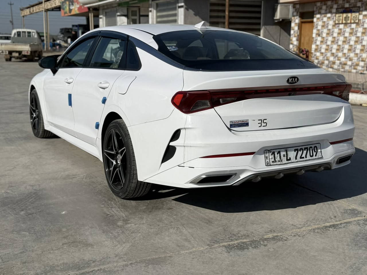 سلام عليكم
رقم بغداد حرة
K5 2021 امريكي 
حادثها قطع صبغ ابيع حازم 
بدون لغود بدون شواصي 
مواصفاتها 
بصمة تشغيل +بصمة ابواب 
رادار امامي 
حساسات جانبية وخلفية 
فول عدى الفتحة 
كير محرك تبريد كلة جديد 
السعر 138 وبيها مجال 
للاستفسار 
***********
