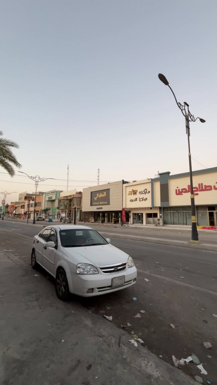 اوبترا موديل 2011
رقم صلاح الدين 
السياره مثل مواضح بالصور نظيفة 
لايتات جدد
بك لايت جدد دوشمه مرتبه 
السيارة مكحله وبيها قطعتين ما متاكد منها 
السعر 70 وبيها مجال بسيط 
للتواصل 
***********
