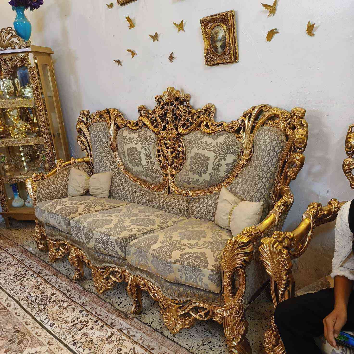 تخم زان ثقيل جدا مابي اي ضرر عشر مقاعد لسعر 600بي مجال بسيط مكان مشتل شارع لمطبك *********** بغداد, العراق
