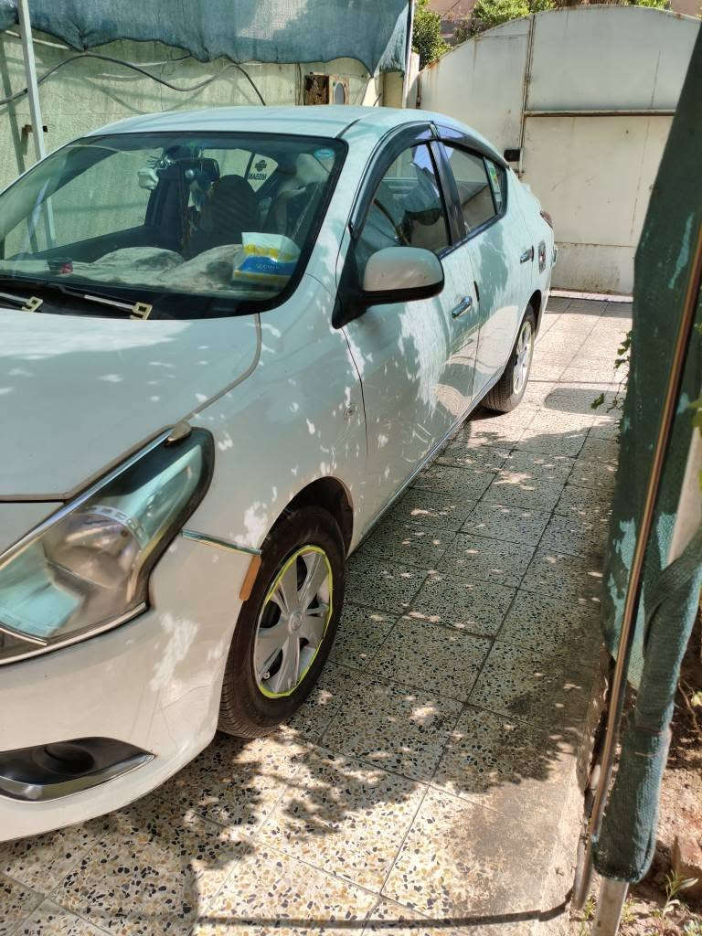 سيارة نيسان صني هندي موديل 2019حجم المحرك115گير اوتماتيك  مابيها ضربة ولا معجون صبغ كلين بيها رعصات قليلة بيها كوبون بانزين مكانها كركوك حي الواسطي قرب راس دوميز رقم سليمانية دولي شرط التحويل بيع ومراوس بسيارة تكسي حديث اتصل على الهاتف *********** او تراسل خاص كركوك, العراق
