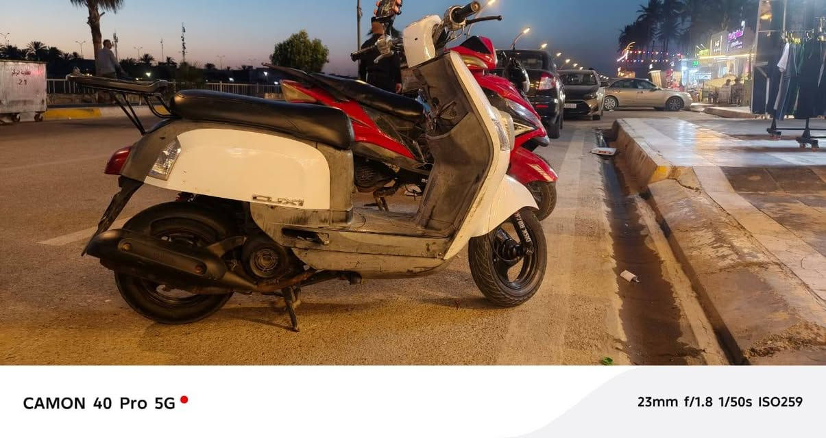 سلام عليكم شباب عدنا دراجه بوليس موديل 2008  ✅💥
دراجه كلش نظيفه محرك غير مفتوح بلاد ✅
كفراة مختمة. ✅💥💥💥
دراجه كلش حلوه ونظيفه. ✅💥💥💥
🚨💥سعره 750 الف💥🚨 وبيها مجال للطيبين
عنوانه /ديالى /بعقوبه✅
رقم الاتصال /***********✅
رقم الواتسام/***********✅
