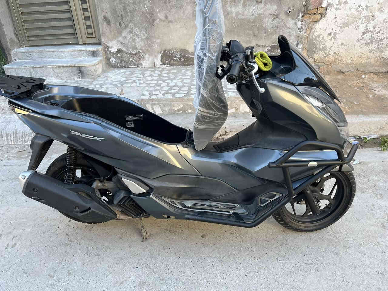 السلام عليكم بي سي اكس جيل رابع مكفوله كفاله عامه مال رمبه ما صارلها هواي منازله مكاني مدينه الصدر الجوادر شراي جيب فيتر وتعال شلع عيوني الرقم  مراسله واتساب فقط***********
