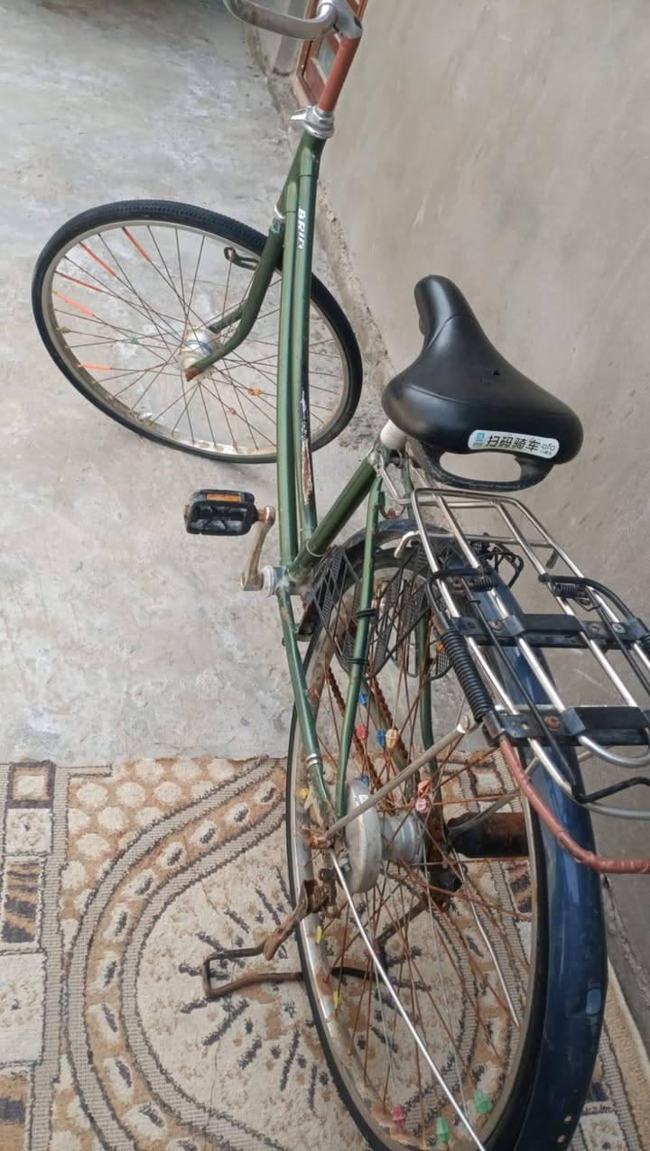 للبيع بلادي مامصبوغ بس جوابه عايز***********
