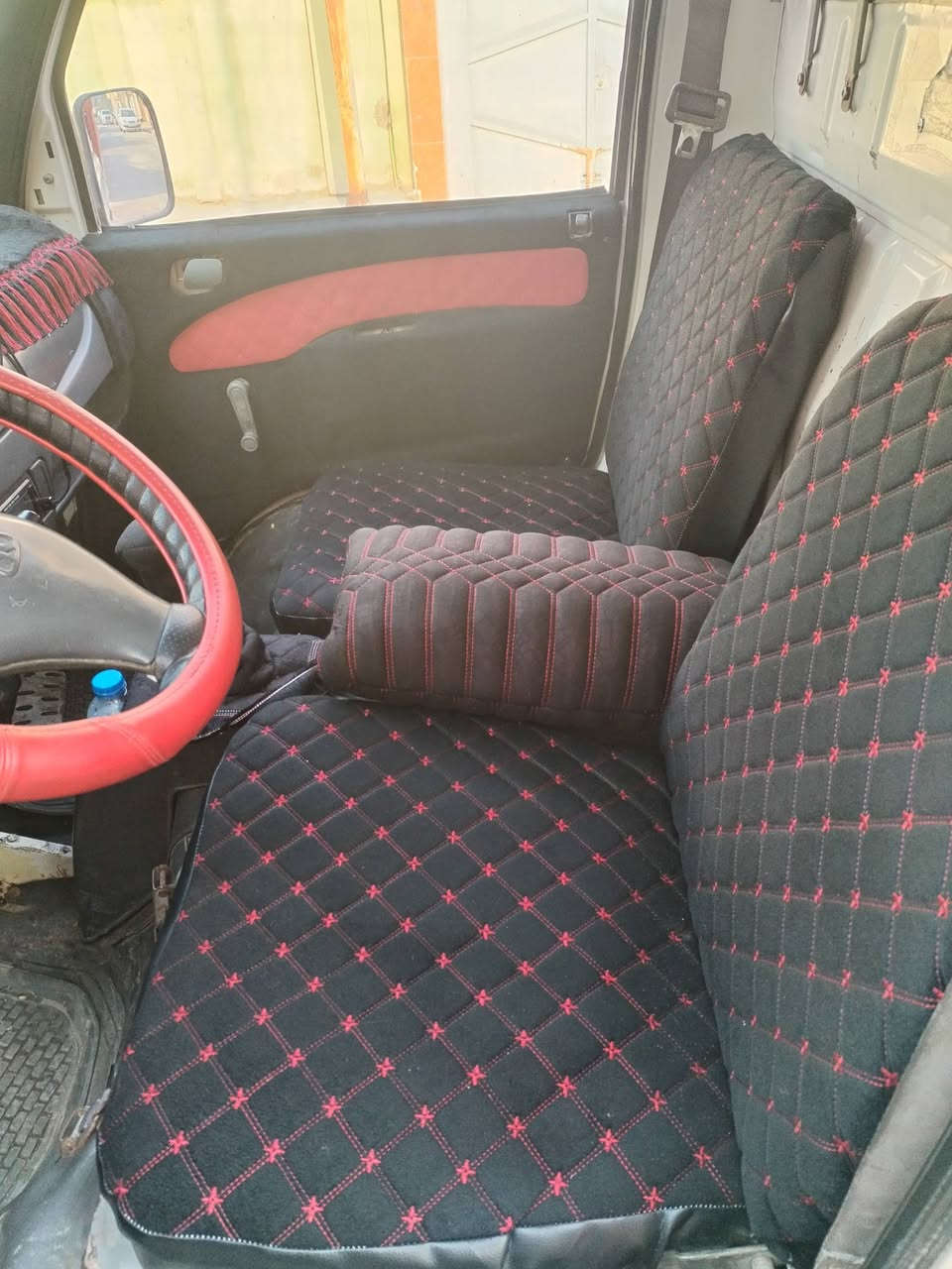 السلام عليكم
سياره هفي للبيع
موديل 2007رقم اصفر
شرط التحويل امصفره من الضربه
شرعيها موجود يحولك
بدون صبغ مكينه وكير واكسن شرط
طخم الا مامي كلو امبدل زوج تايرات
جديد وايرمنيه كلاشغاله
عينه وكلج جدد السعر (24)
للتواصل

***********
***********
