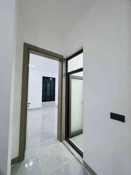 🏡 دار للبيع – الرمادي / شارع 40 خلف ماركت القيصر

فرصة مميزة لامتلاك دار صفر غير مسكون في واحد من أرقى وأهدأ شوارع الرمادي.

🔹 مواصفات الدار:
• طابق ونصف
• 3 غرف نوم
• استقبال واسع
• مطبخ حار وبارد
• حمامات داخلية وخارجية
• كراج + حديقة
• بناء حجر – سنة البناء 2025

🔹 الخدمات:
• ماء وكهرباء وطنية + مولد.

• شارع تبليط 8 متر.

• منطقة هادئة وخدمية وقريبة من جميع الاحتياجات

📏 المساحة الكلية: 250 م².

🔖 جنس العقار: طابو زراعي.

💰 السعر: 160 مليون – قابل للتفاوض.

ـــــــــــــــــــــــــــــــــــــــــــــــــــــــ

📍 للمزيد من التفاصيل يمكنكم زيارة مكتبنا:

مكتب شمس الرافدين للعقار  – الرمادي / شارع 40 – قرب مرطبات دريم لاند.

📞 أرقام التواصل (واتساب متاح):

*********** ✅ عبدالغني الفراجي

*********** عبد الرحمن الفهداوي

*********** ✅ عبدالغني الفراجي

*********** (كــورك) ✅

⏰ متواجدون في المكتب على مدار أيام الأسبوع.

من الساعة 3 عصراً حتى الساعة 9:00 مساءً.

نرحب بكم دائماً لزيارتنا والاستفسار عن أي عقار يناسبكم.
