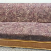 ديوان للبيع ١٢ مقعد مع كوميدي كورنر ...بغداد حي الاعلام 07701745406 ال...