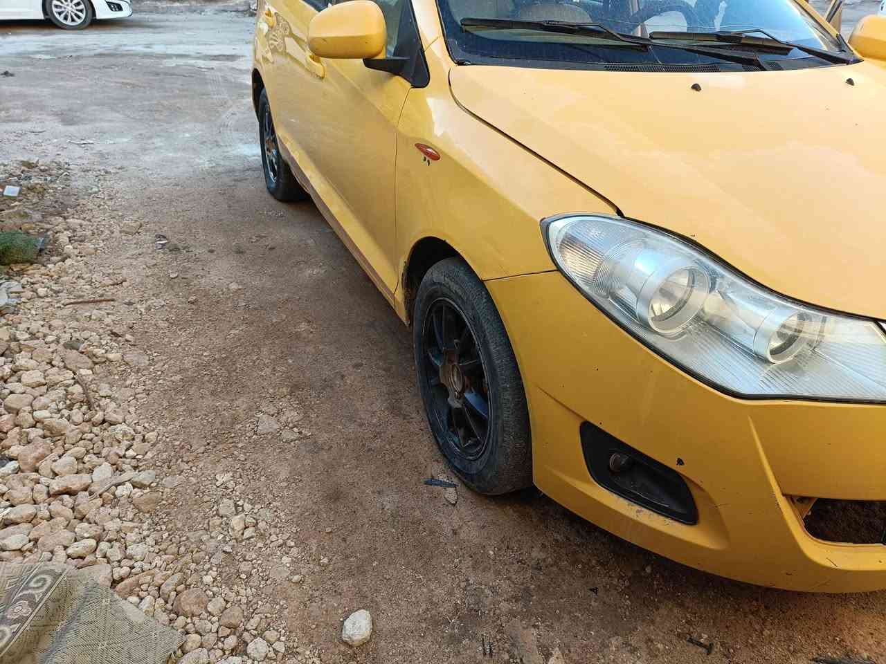 السلام وعليكم شيري 2013 مركز*********** صدامي مابيهه اي نقص السعر 12 ناصريه مركز***********
