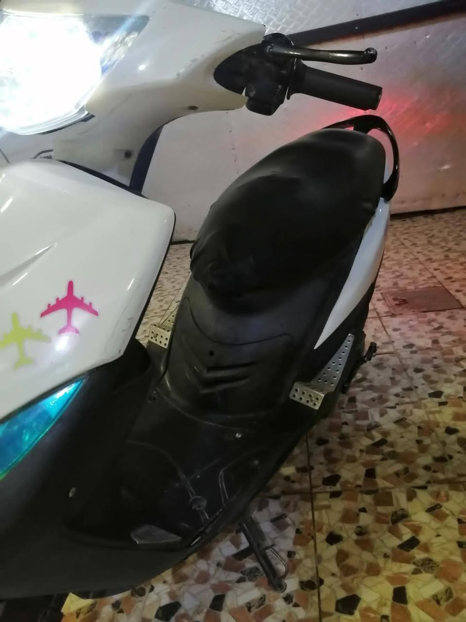 مـاكس عدله بوشه 55 دراجه حلوه ويلا نجمه كلچ جديد شلعه شك الكاع مكاني ديالئ كنعان اتصل ***********
