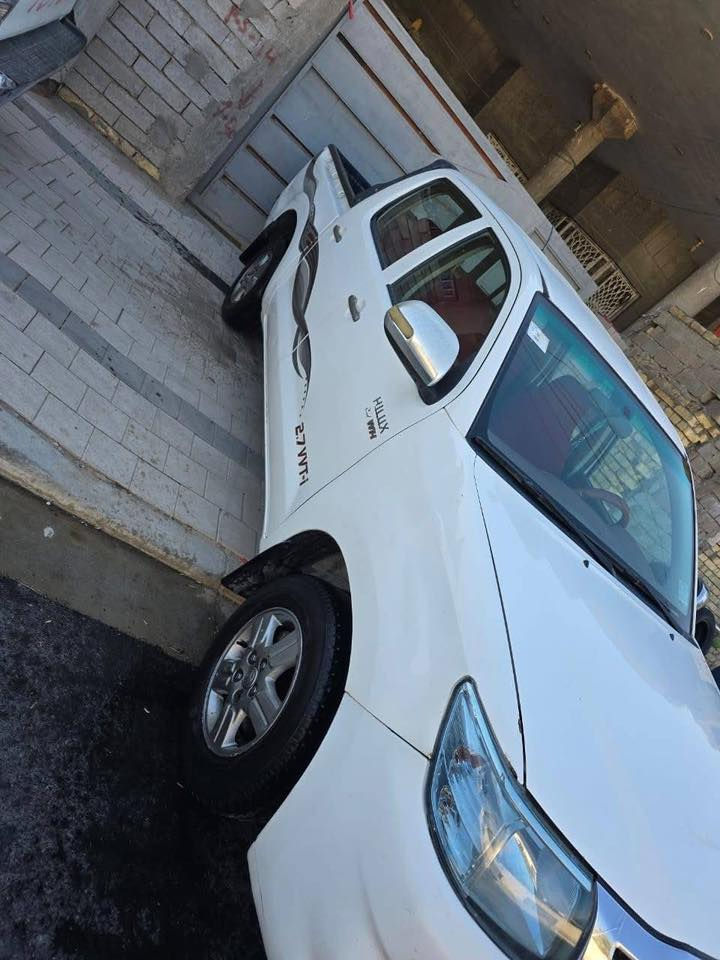 سلام عليكم للبيع هايلوكس للبيع موديل٢٠١٣ ***********
