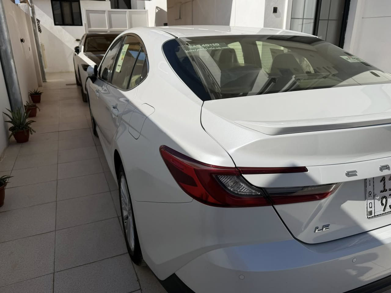 كاميري موديل ٢٥ساز بانزين فول مواصفات رقم بغداد كفاله عامه ماشيه ٢٥السعر  ٢٨٠وبيها مجال***********
