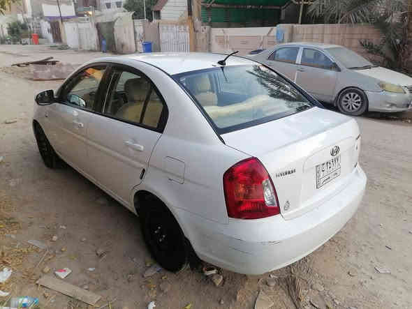 السلام عليكم اكسنت الشركه العامه ٢٠١١ مكينه ١٦٠٠ دوش قطرتين السياره نضيفه بدون صبغ وبدون حادث نضيفه من الداخل والخارج علماً ان السياره استخدام شخصي موجوده في بغداد منطقة البكريه السعر ١٢٥ ورقه رقمي *********** علاء
