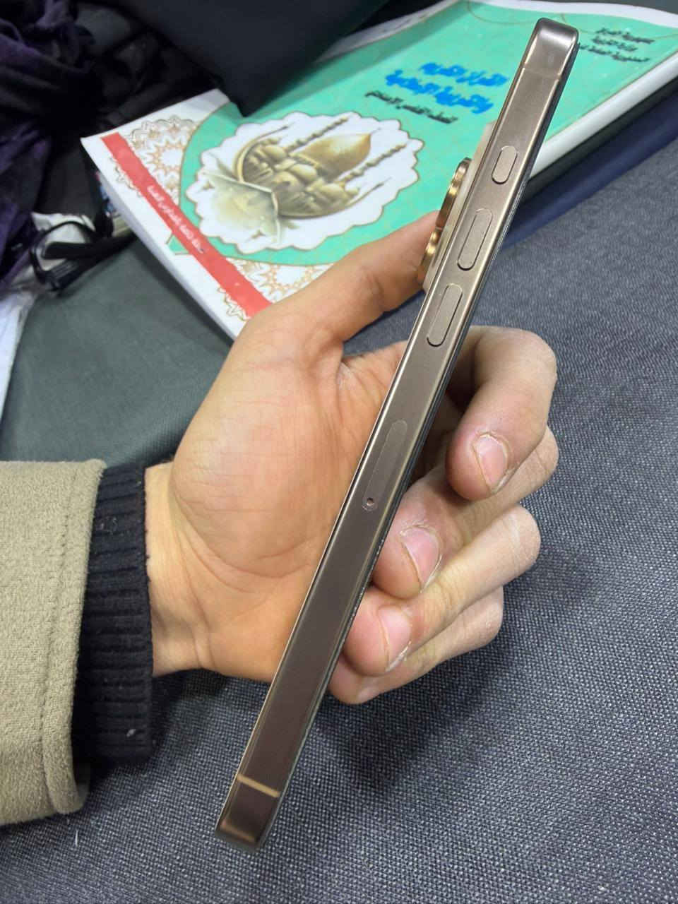 سلام عليكم من رخصه الادمن
iphone 16 Pro Maks 

جديد نضافه 100٪ 

بطاريه 100 حقيقي 

ذاكرة256 
شرق اوسط 
شريحه وحده 

جهاز جديد الا داخل صيانه والا مفتوح 

والا مبدل بس اي شيء 

مثل ما موضح ب صور

كامل الملحقات 

السعر مليون 550 وبي مجال  

مكاني  الانجف الاشرف 

الاستفسار خاص او وات ساب 

متواجد ***********
