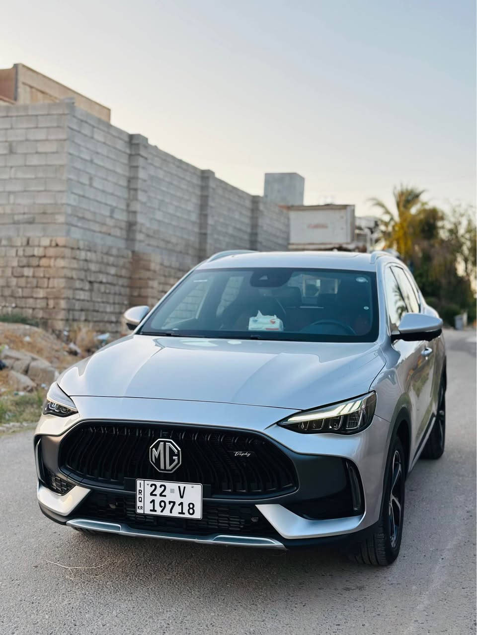 🚗 فرصة لا تعوّض.. MG HS 2024 بحالة الزيرو تماماً! 🚗 

لأصحاب الذوق الرفيع والباحثين عن الفخامة والراحة، معروض للبيع سيارة MG HS موديل 2024 بحالة الوكالة (أخت الزيرو).
📌 تفاصيل السيارة:
 الموديل: 2024
 المسافة المقطوعة: 1,000 كم فقط! (يعني زيرو بالشرط)
 الحالة: بحالة الفابريكة بالكامل، بدون أي شخوط أو ملاحظات.
🛡️ الهدايا والمميزات الإضافية من الشركة:
 الضمان: كفالة وضمان مصنعي لمدة 5 سنوات كاملة.
 الصيانة: تبديل زيت ومصفي (دهن) مجاني لمدة سنتين! مرتاح البال من مصاريف الصيانة.
السعر:161

✨ السيارة كاملة المواصفات، تصميم رياضي هجومي، مقصورة داخلية فاخرة بأعلى تكنولوجيا وأمان.
للاستفسار:*********** تكريت, صلاح الدين
