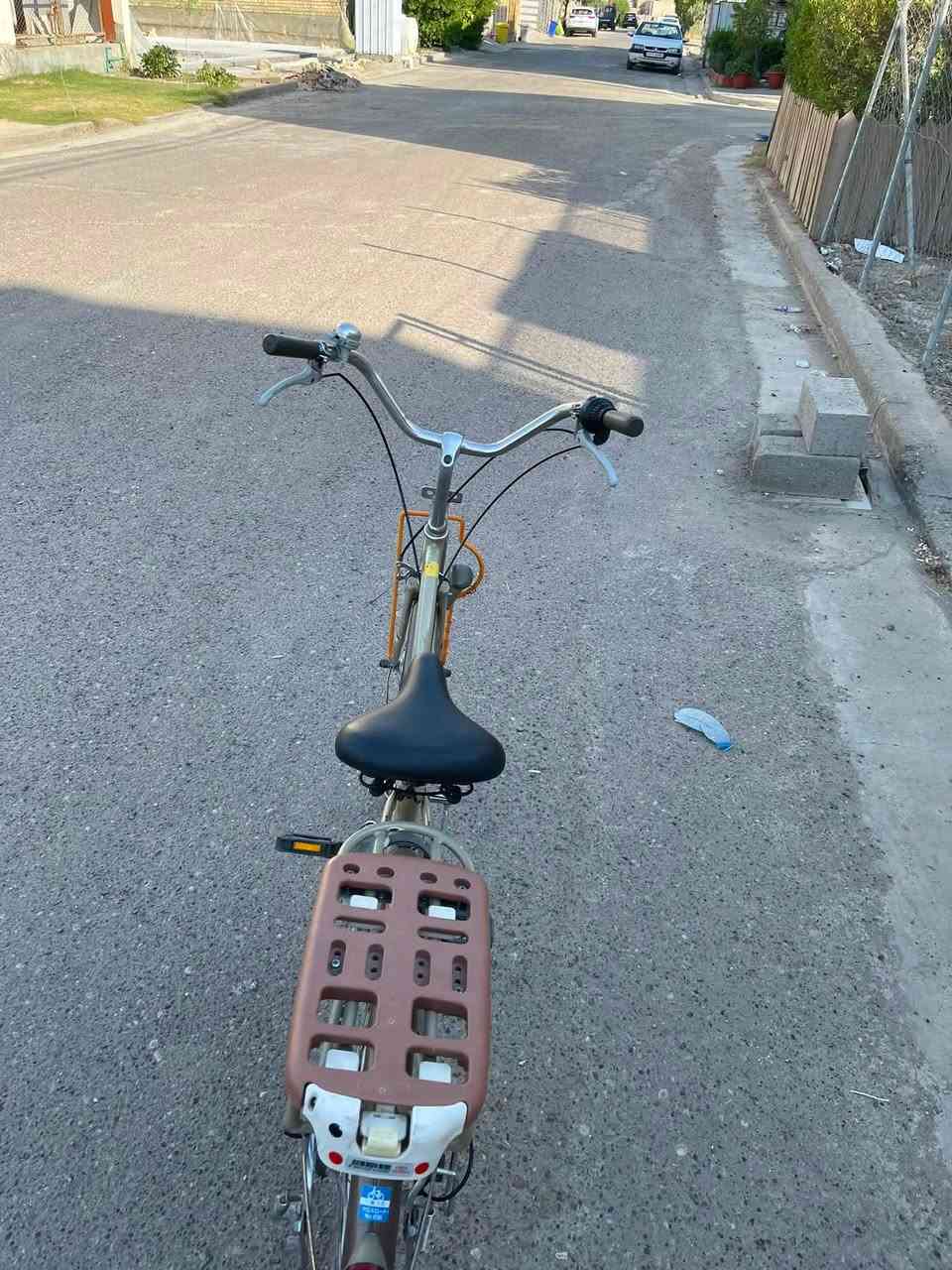 السلام عليكم بابيسكل البيع بابيسكل حلو ونضيف بابيسكل حجم 26 مكاني بغداد البياع حيّ الرسالة الثانية ًرقم الهاتف ***********  بي واتساب
