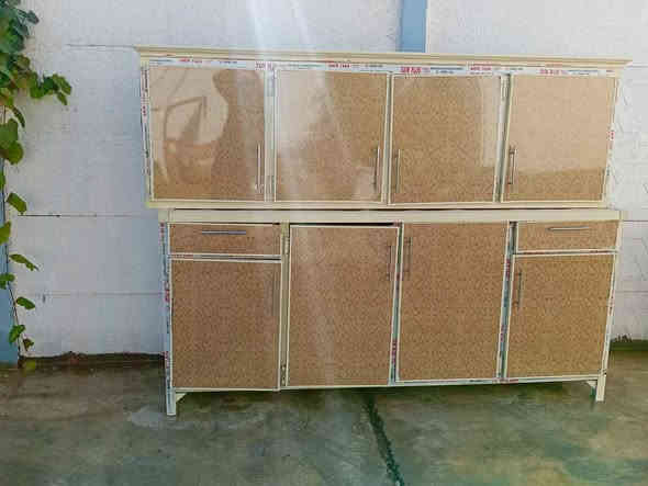 كاونتر سعرة ١٥٠ الف 
السنك ٦٠ الف 
للاستفسار اتصل او راسل واتساب *********** كركوك
