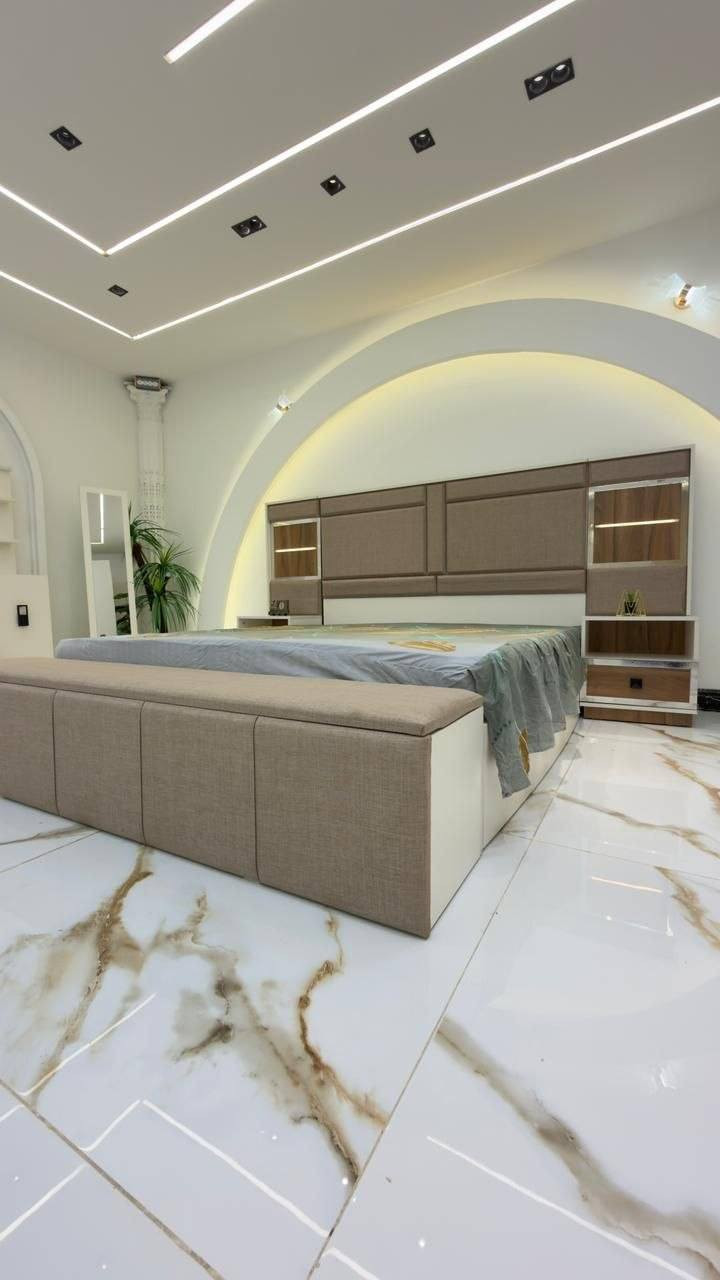 *موديل           3303          الجوزي*

*10 قطع             كنتور ملحق 320*

❇️ قياسات ضخمه 
❇️ ميز تواليت كبير
❇️ اللون الجديد المتميز 
❇️ السرير والشازلونه مخزن
❇️ إناره بالكومديات  ✨✨✨
❇️ المصنع الأصلي 
❇️ برغي حديد وچوي حديد
🆘   *ضهر الغرفه بلوك بالكامل*

•    للحجز والاستفسار خاص 🔥
توصيل لجميع المحافظات العراق 🇮🇶
السعادة أون لاين


**إذا كنت صاحب هذا الإعلان وتريد حذفه لأي سبب، رجاءا أرسل رسالة إلى الدعم الفني**