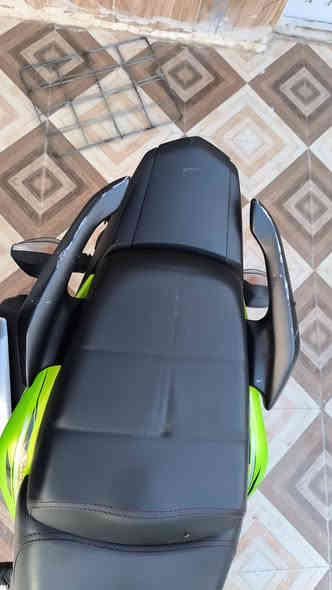 دراجه هاوجي موديل 23 مشدود ب25 شهر ل6
دراجه خير من الله مثل ماواضحه بل صوره بل ضبط مرقم بسمي تحويل ثاني يوم شرط كلشي بيه كفاله 
سعر 19 ورقه وبيه مجال للشراي تعرفون سعر الجديد بيش و المرقم بيش الشراي اخلي بين عيوني بس لا تكسرون بحلال العالم 
الرقم *********** مكان الرمادي 7 كيلو
