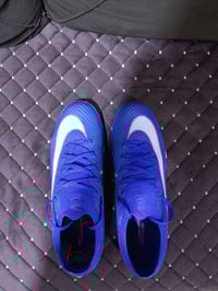 اير زوم • مقاس 43 • 27.5 سم