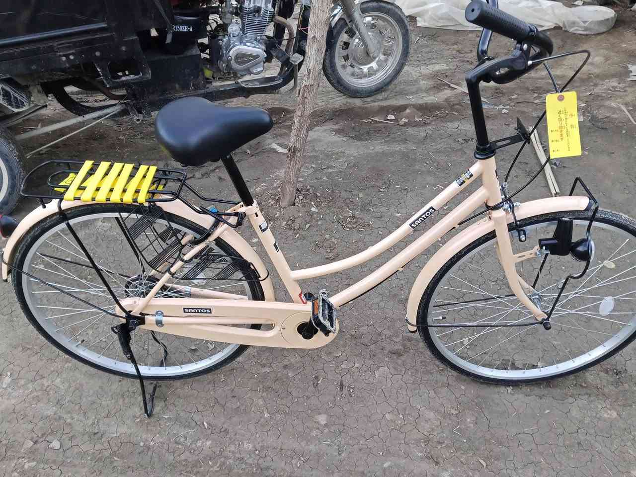 سلام عليكم بايسكن للبيع موديل 21فول نضافه شخط مابي لون  بصلي 
الشراي يجي خاص السعر 165وبي مجال بسيط مكاني نجف


**إذا كنت صاحب هذا الإعلان وتريد حذفه لأي سبب، رجاءا أرسل رسالة إلى الدعم الفني**