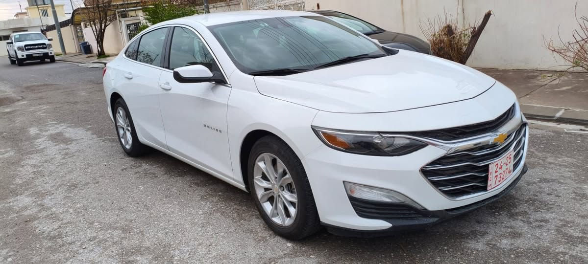 السلام عليكم 
للبيع فقط بدون مراوس
شوفرليت ماليبو 
رقم كاتي فحص اربيل
((مفحوصه هزه جاهزه للترقيم))
موديل : 2023
سعر : 118 ورقة وبيها مجال 
وارد : امريكي
اللوان : ابيض
السيارة مبدل بيها بنيد
بدون شاصي او لغود  
المواصفات  LT
عداد المشي 50 الف
كاميرا
ابواب  بصمة
بصمة تشغيل  
هاند بريك بصمة
اوتو هولد 
اوتو ستارت  
رادار امامي (تحديد مسار)
‏‎رادار جانبي (نقاط عمياء)
‏‎رادار خلفي (التحذير من الاصطدام)
ويل كب
مكان سيارة صلاح الدين تكريت
رقم الهاتف ***********
