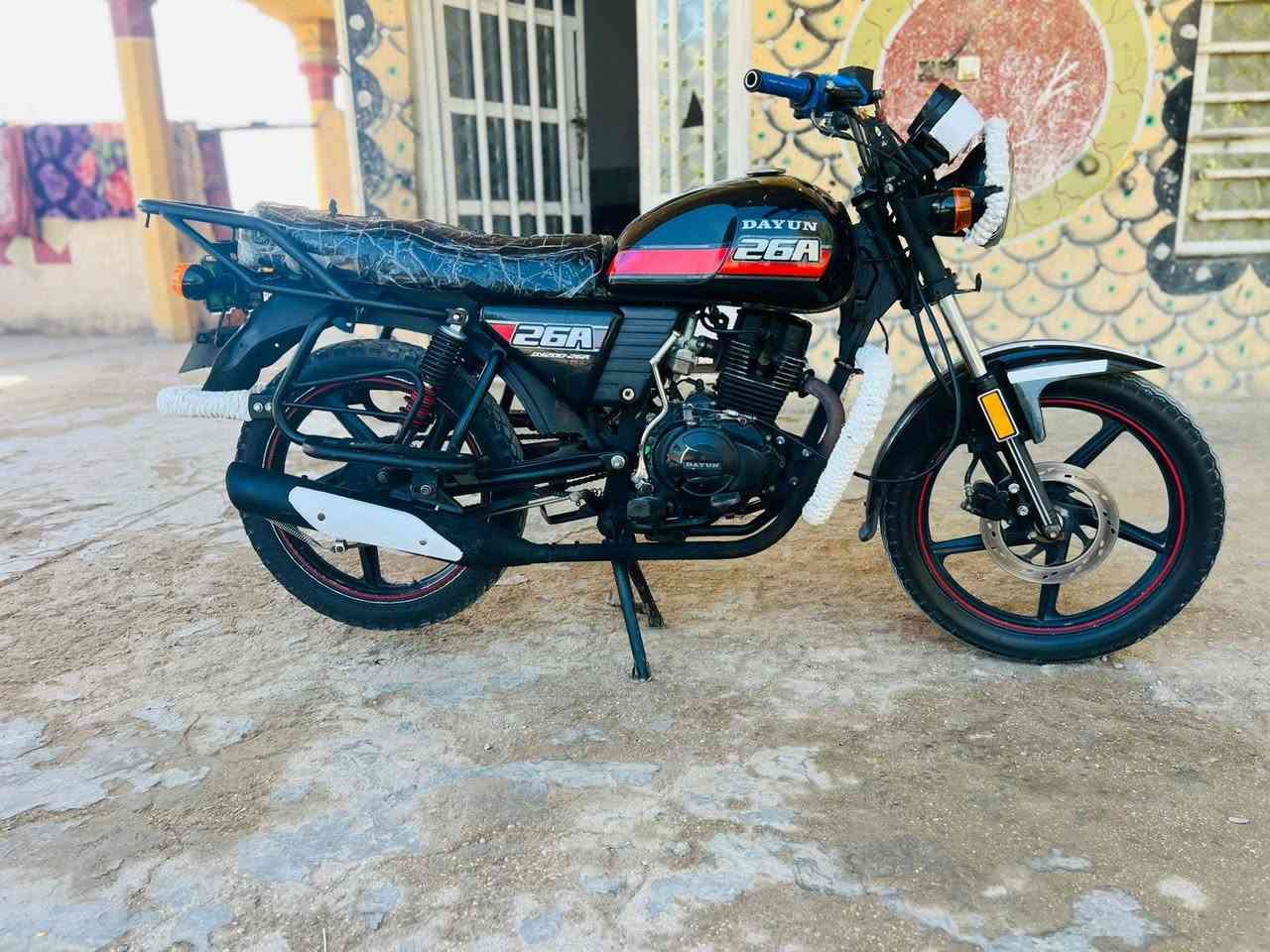 سلام عليكم درجه البيع ديون نفخ موديل 23 وراق سنساخ محرك 200 مكفول كفاله عامه جديده كلش حلو رزانه فول مبيه اي نقص حلاء من الصوره كامله كمليات مجنبزه السعر 950 وبيه مجال الشراي نتصل وبيك خير ودلل ***********
