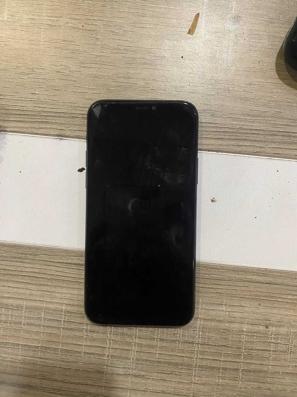 آيفون ١١ برو نظيف مبدل شاشة وكالة فقط السعر 275 وبيه مجال
المكان النجف الكوفة
***********
