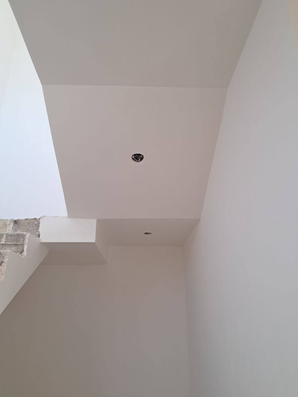 نقدّم لكم أعمال بياض ومخمّر جص احترافية
✔️ شغل نظيف ودقيق
✔️ تشطيب درجة أولى
✔️ استخدام البلاجكتور الأصفر لنعومة عالية ولمسة فخمة
✔️ عمل جكن واير يمنع فطران/تشقق الضلع ويعطي متانة أعلى
📌 نستلم:
عماير
شقق سكنية
مدارس
بيوت خاصة
⏱️ التزام بالمواعيد
💯 جودة مضمونة
للاستفسار والتواصل خاص أو تعليق 👇
***********
