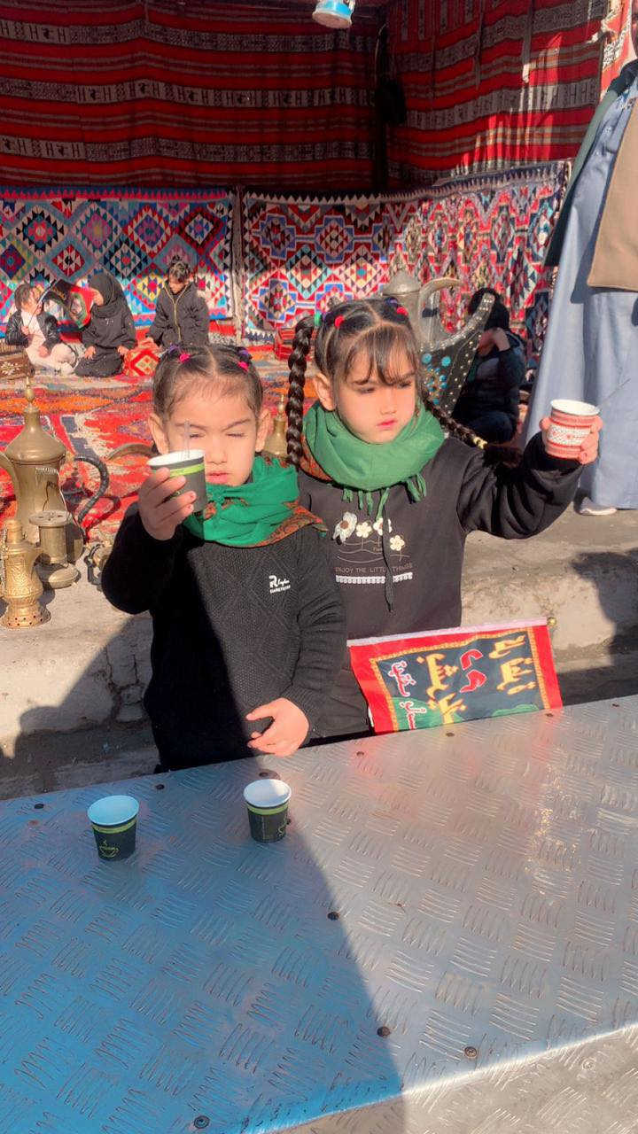 عضم اللله اجورنا واجوركم  
باستشهاد الامام موسى ابن جعفر (ع) 
شارك طلاب روضه ومعهد النجاح النجاح والتفوق بخدمه زوار الامام موسى الكاضم عليه افضل الصلاه والسلام 
عناوينااا///حي البتول مقابيل منتزهات حي البتول قرب مدرسه نور الهدى 
*********** روضه 
معهد ***********
