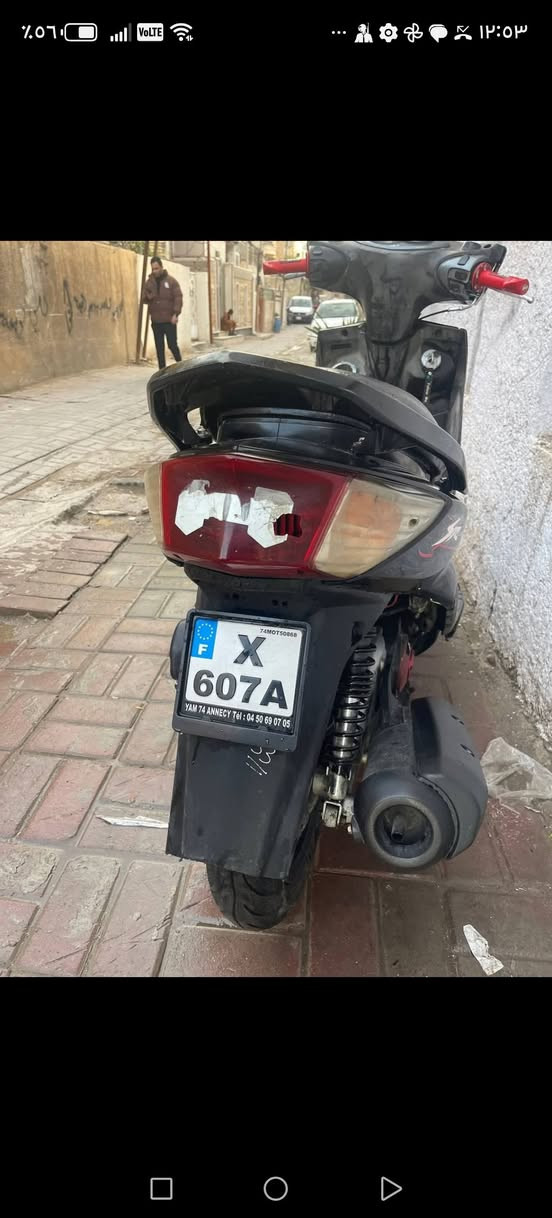 السلام عليكم للبيع دراجه سكنكس فحل للبيع
دراجه محركه ناعم كلش
نكره سلف  
 
السعر 450بيه مجال منصور الاسكان ***********
