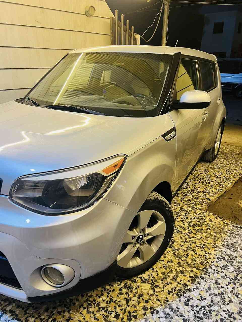 سلام عليكم
صول أمريكي موديل 2018 

رقم بغداد دولي بسمي 

مكينه 1600 

كير مكينه مكفولات حداديه 100/100

حادثه جاملغ وبنيد وبيه صبغات

مكفوله من لغود وشواصي 

ماشيه 70 الف فقط 

مكاني حله 

***********
