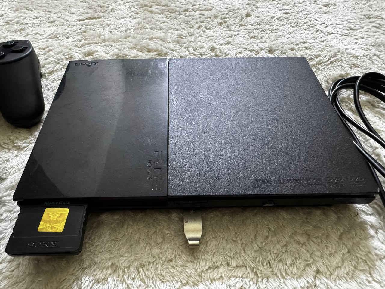 بلي 2 سلم جهاز شغال ونضيف كارتونته وياه وكامل ملحقاته جوستك عدد 2 + فلاش 30 لعبة تقريباً ، السعر 80 وبي مجال مكاني بغداد مدينة الصدر
*********** 
موجود واتساب واتصال
