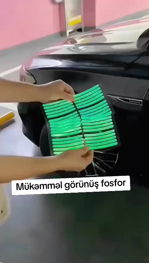 لصاقات جنط مضيئة 🌙
تصميم عصري يضيف لمسة رياضية وجمالية لسيارتك، وتضيء في الليل لتعطي شكل جذاب ولافت للنظر 🚗💫
🔹 تضيء في الظلام بعد التعرض للضوء
🔹 مقاومة للماء والغسيل
🔹 تثبيت سهل وسريع بدون أدوات
🔹 مناسبة لجميع أنواع الجنوط
🔹 تعطي مظهر رياضي فاخر
🔹 40 لاصقة تكفي لجميع الجنوط ويزيد
📦 متوفر عدة ألوان: أحمر/ازرق/فسفوري/تركواز ساطع
📩 للحجز والاستفسار أرسل رسالة الآن


**إذا كنت صاحب هذا الإعلان وتريد حذفه لأي سبب، رجاءا أرسل رسالة إلى الدعم الفني**