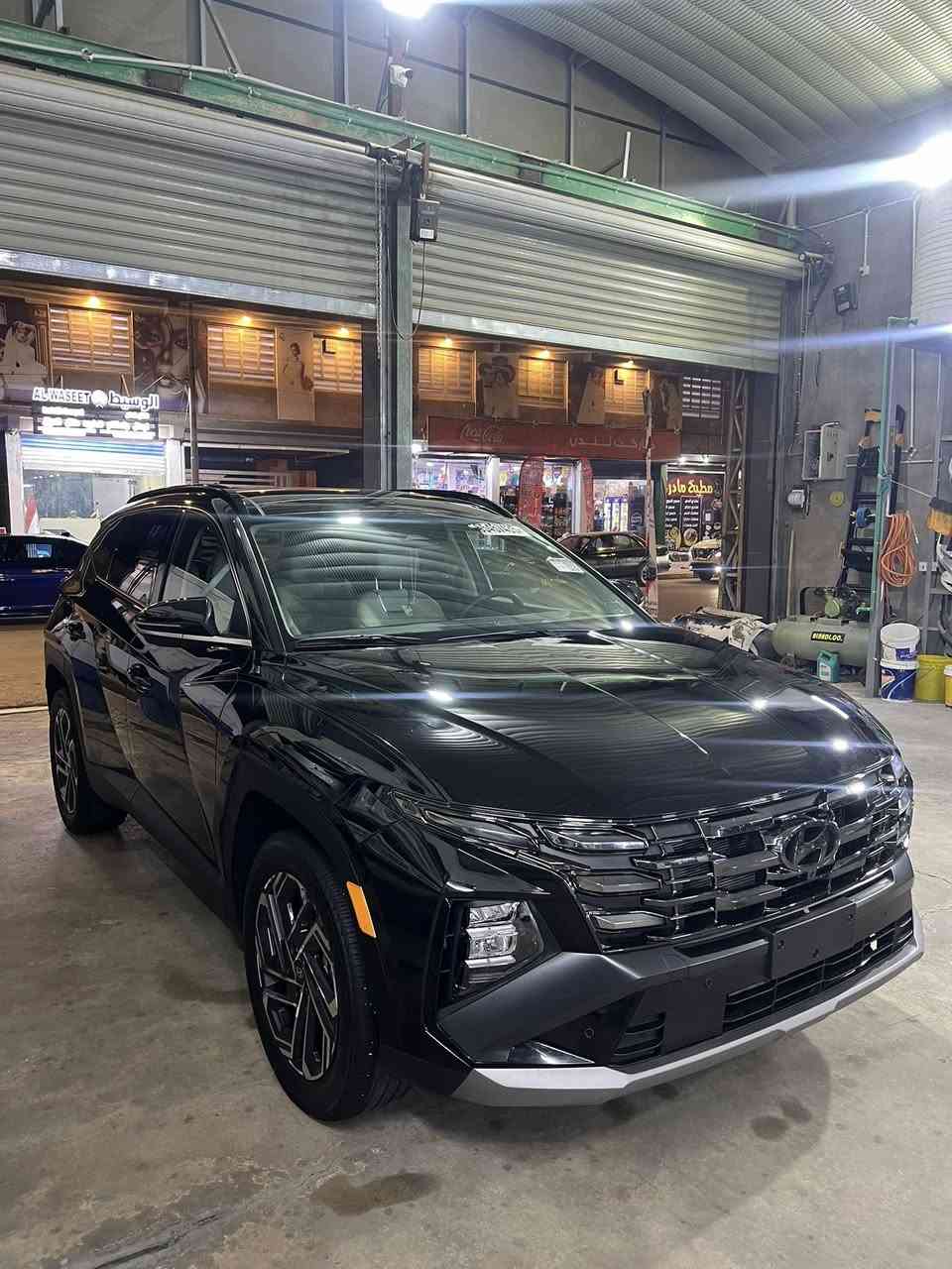 ياالله 

السلام عليكم توسان 2025 لمتد اوتو بارك وارد امريكي

          حجم المكينه : 1600 تيربو + هايبرد 

المسافه المقطوعه : 2500 ميل  

الضرر : جاملغ وبنيد بدون دواخل مبدلات تفصيخ ونصبغن لان ماطابق لون  

                    الايرباك :بدون ايرباك 

         

#مواصفاتها

1. شاشه

2. كيجات دجيتل

3-خمس كاميرات 

4.بانوراما

5. بصمة

6.تشغيل عن بعد

7. رادارات جانبيه

8. ايقاف ذاتي

9. ويل كب

10.بكلايت لد 

11.اشاير بالمري

12. هيترات بالكشنات خلفي امامي

13. تحديد مسار

14. نظام ايكو +سبورت + سمارت

15. هند بريك بصمه

16. اوتو هولد

17. لايتات زنون عدسه عالي ناصي

18. رادار امامي

19. صندوك كهرباء 

20. صندوك ذكي يفتح عند الاقتراب

21. قطعتين تبريد 

22. شفتات بالاستيرن

23. اوتو بارك تحكم بالريمونت

24. حساسات خلفي امامي

25. كاميرات 360 درجة

26. كشنات جلد 

27. كشنات كهرباء 

28. كشن السايق ميمري 

29. فور ويل 4x4

30.نظام هترك

31- داتا شو 
 
بدون لوحات تترقم اي محافظة حاضر ابصملك  

تفاصيل اكثر هذا رقم*********** تحياتي 

السعر خاص او تتصل بيا وبيك خير وتدلل
